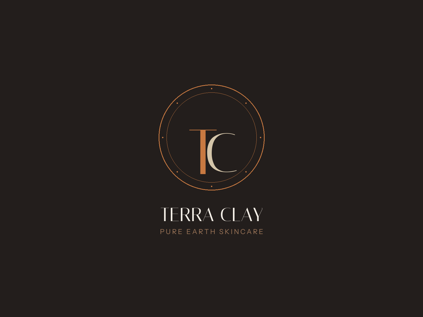 Monogram Crest